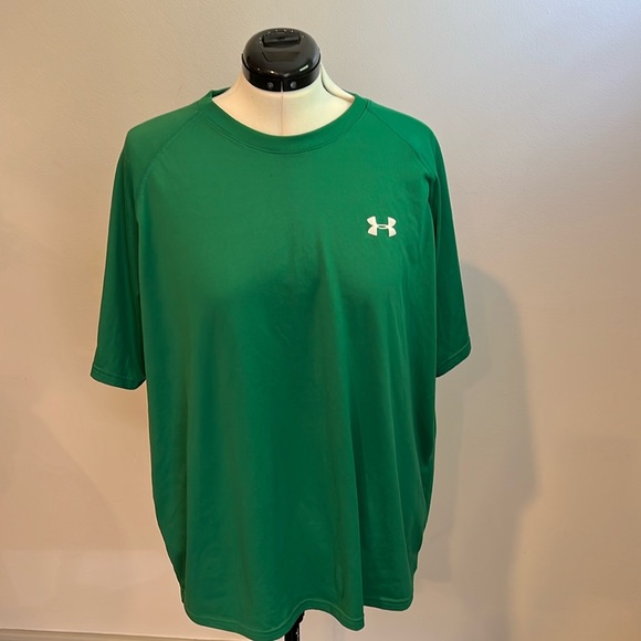 Green Under Armour Loose Coupe Lache hestgear t-shirt XXL like new - Picture 1 of 10